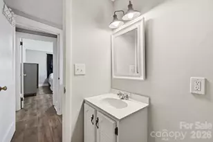 197 Mulberry St, Clyde, NC 28721 - Photo 20