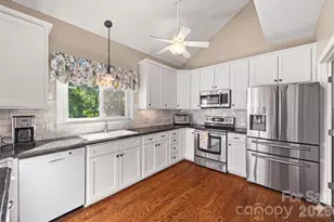 14002 Harlequin Dr, Charlotte, NC 28273 - Photo 16