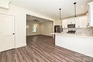 729 Wabash Ave, Charlotte, NC 28208 - Photo 8