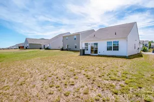 2742 Legacy Rdg Ln, Catawba, NC 28609 - Photo 8