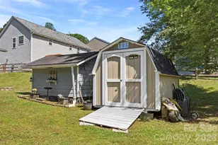 40 Ashton Bluff Cir, Mount Holly, NC 28120 - Photo 34