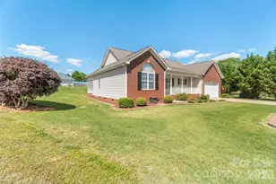 202 Big Dipper Ct, Wingate, NC 28174 - Photo 4