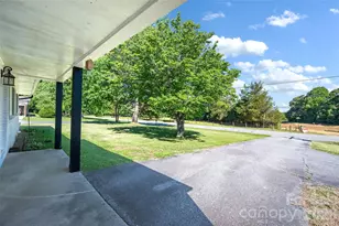 3033 E Nc 10 Hwy, Conover, NC 28613 - Photo 4