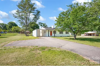 3033 E Nc 10 Highway, Conover, NC 28613 - Photo 2