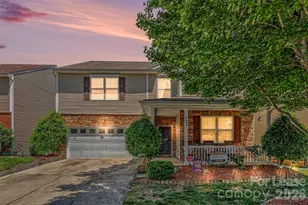 1642 Candlewood Ridge Ln, Matthews, NC 28105 - Photo 2