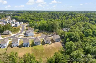 13016 Lannister Dr, Charlotte, NC 28278 - Photo 24