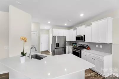 13016 Lannister Drive, Charlotte, NC 28278 - Photo 6