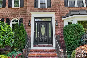 7618 Wingmont Dr, Charlotte, NC 28269 - Photo 2
