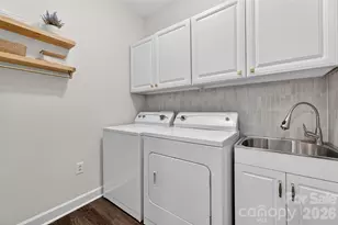 7618 Wingmont Dr, Charlotte, NC 28269 - Photo 14