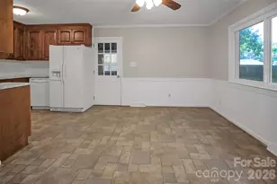 1815 Taylor Dr, Gastonia, NC 28052 - Photo 8