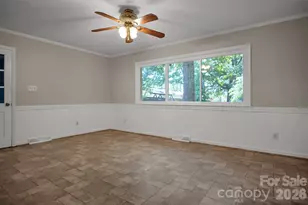 1815 Taylor Dr, Gastonia, NC 28052 - Photo 6