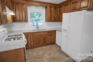 1815 Taylor Dr, Gastonia, NC 28052 - Photo 14