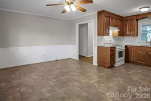 1815 Taylor Dr, Gastonia, NC 28052 - Photo 10