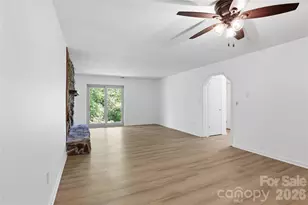 207 Wood Dale Dr, Hendersonville, NC 28791 - Photo 36