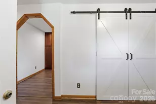 207 Wood Dale Dr, Hendersonville, NC 28791 - Photo 6