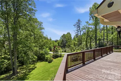 207 Wood Dale Drive, Hendersonville, NC 28791 - Photo 38