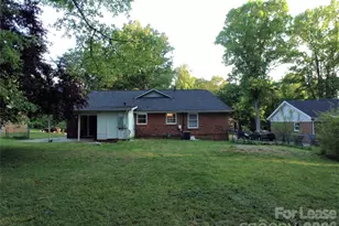 5221 Delivau Dr, Charlotte, NC 28215 - Photo 6