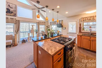 305 Majestic Mountain Drive, Burnsville, NC 28714 - Photo 22