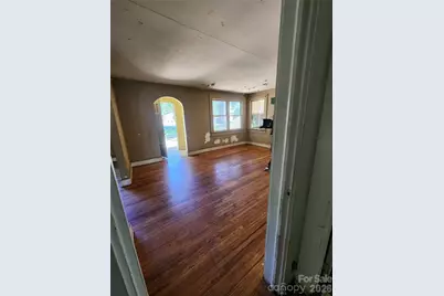 5510 Allen Road E, Charlotte, NC 28269 - Photo 10