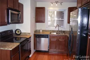 9809 Emerald Point Dr, Charlotte, NC 28278 - Photo 2