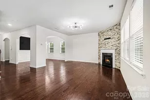 8211 Pamplin Ct, Charlotte, NC 28273 - Photo 8