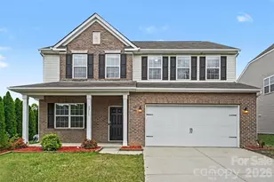 8211 Pamplin Ct, Charlotte, NC 28273 - Photo 2
