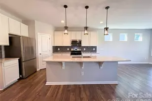 440 Shallowford Dr, Rock Hill, SC 29732 - Photo 2