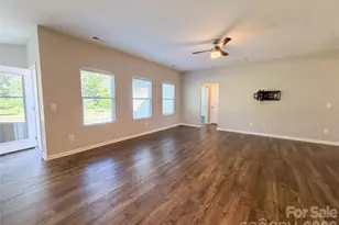440 Shallowford Dr, Rock Hill, SC 29732 - Photo 6