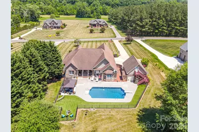 137 Natures Trail, Statesville, NC 28625 - Photo 2