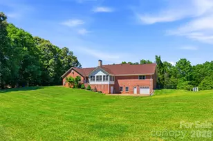 6181 Willowbottom Rd, Hickory, NC 28602 - Photo 6