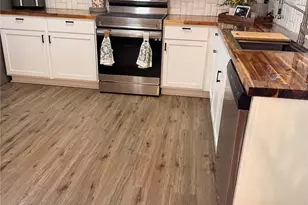 2212 Pinnacle View Dr, Kings Mountain, NC 28086 - Photo 2