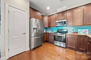 17726 Morehampton Ave, Cornelius, NC 28031 - Photo 6