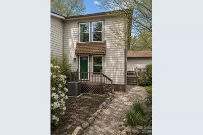 99 Willow Way, Hendersonville, NC 28739 - Photo 2