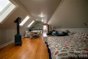 682 Rock House Rd, Hot Springs, NC 28743 - Photo 36