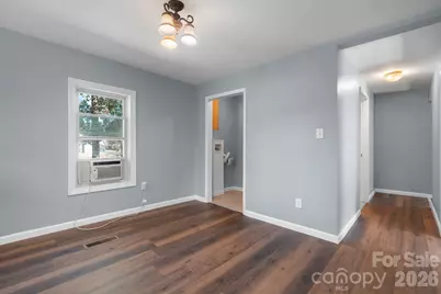728 21st Street SW, Hickory, NC 28602 - Photo 14