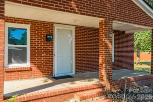 728 21st St SW, Hickory, NC 28602 - Photo 6