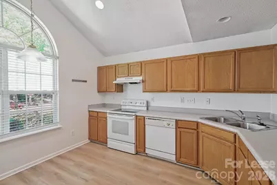 10630 Sleigh Bell Lane, Charlotte, NC 28216 - Photo 10