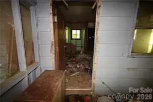 708 Smyre Dr, Gastonia, NC 28054 - Photo 2