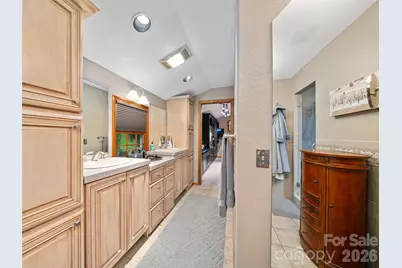 210 Shepard Way, Burnsville, NC 28714 - Photo 20
