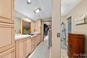 210 Shepard Way, Burnsville, NC 28714 - Photo 20