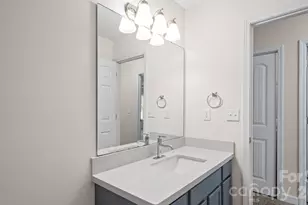 2114 Pleasant Dale Dr, Charlotte, NC 28214 - Photo 6
