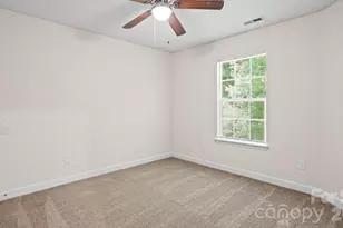 2114 Pleasant Dale Dr, Charlotte, NC 28214 - Photo 4