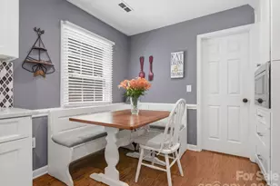 7102 Graburn Rd, Charlotte, NC 28226 - Photo 14