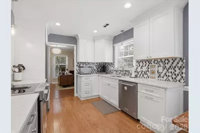 7102 Graburn Road, Charlotte, NC 28226 - Photo 12