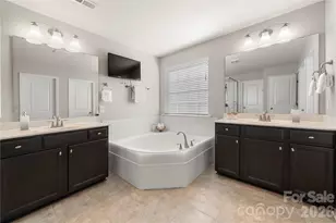 15504 Oleander Dr, Charlotte, NC 28278 - Photo 28