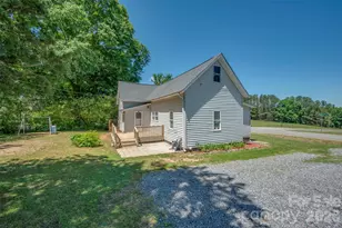 288 Middle St, Ellenboro, NC 28040 - Photo 6