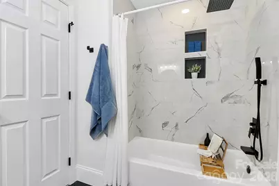 2038 Sandhurst Drive, Charlotte, NC 28205 - Photo 32