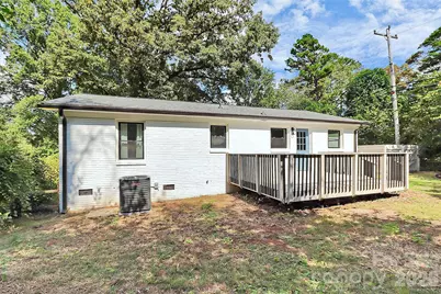 2038 Sandhurst Drive, Charlotte, NC 28205 - Photo 36