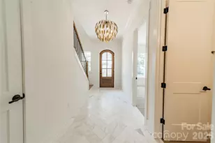2648 Roslyn Ave, Charlotte, NC 28208 - Photo 8