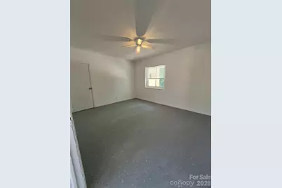 1745 Meadowbrook Terrace, Hendersonville, NC 28792 - Photo 18